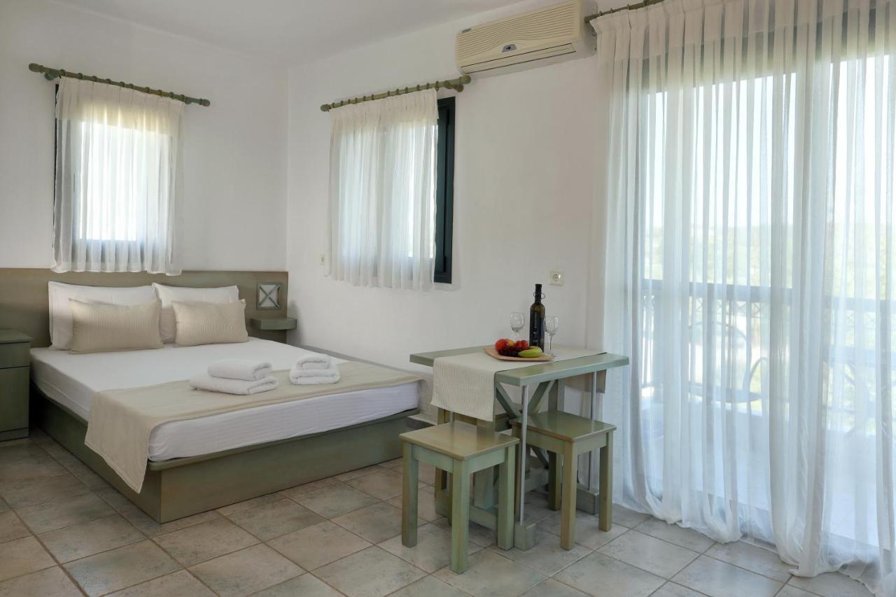 Maistrali Apartments Ormos Panagias Esterno foto